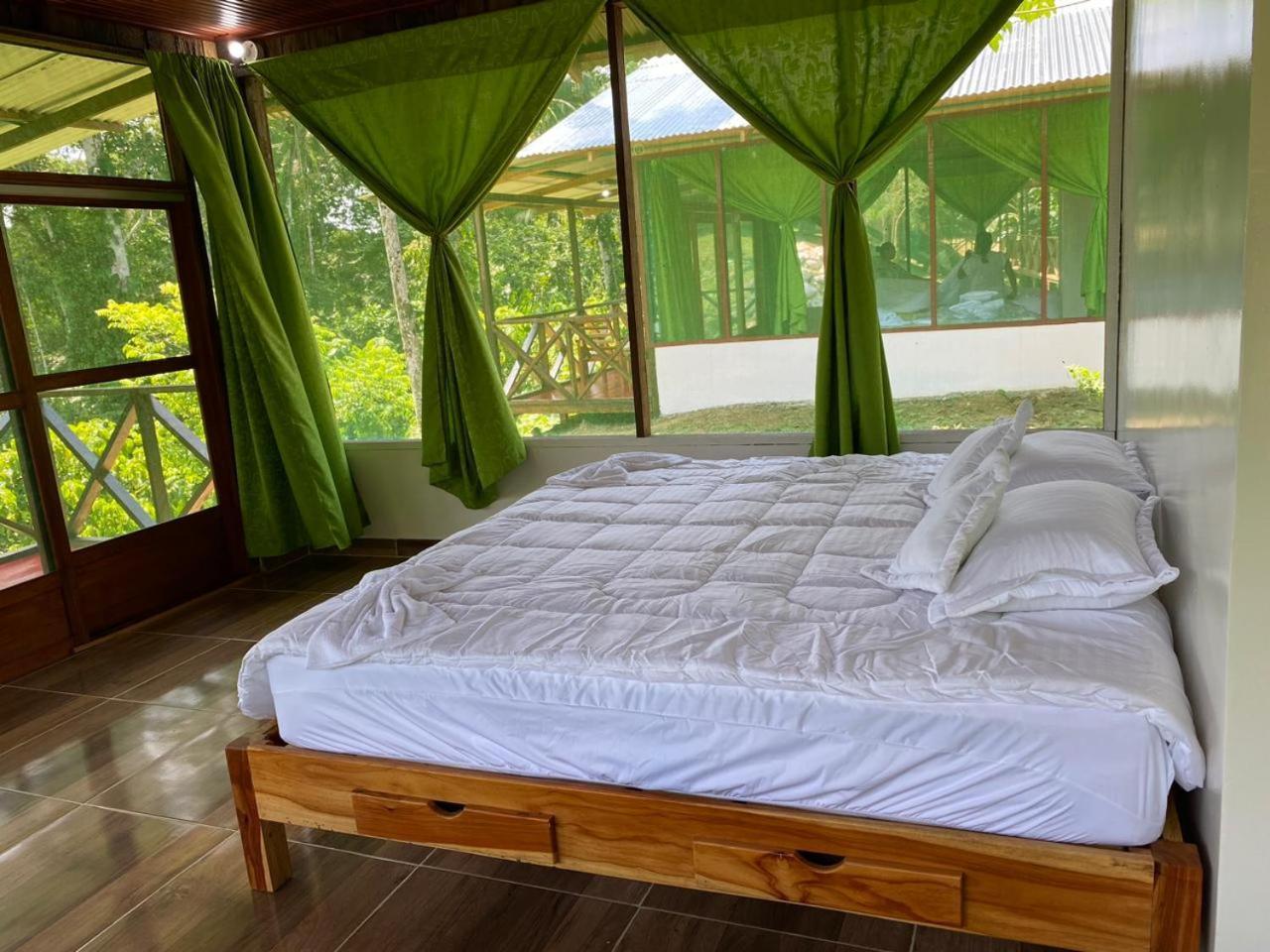 Amazon Acai Lodge Leticia Eksteriør bilde