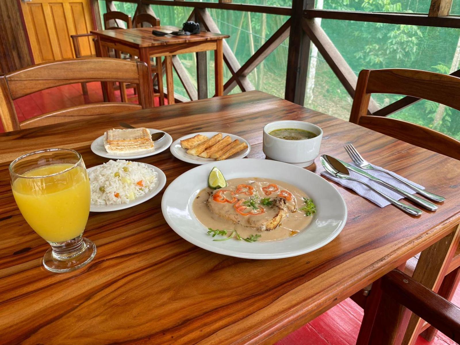 Amazon Acai Lodge Leticia Eksteriør bilde